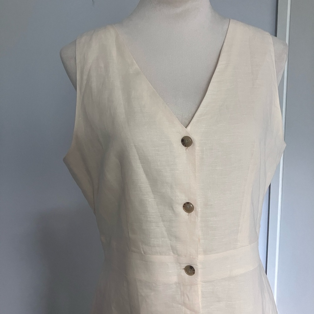 J. Crew linen & cotton dress size 10. Fabulous material and classic lines.